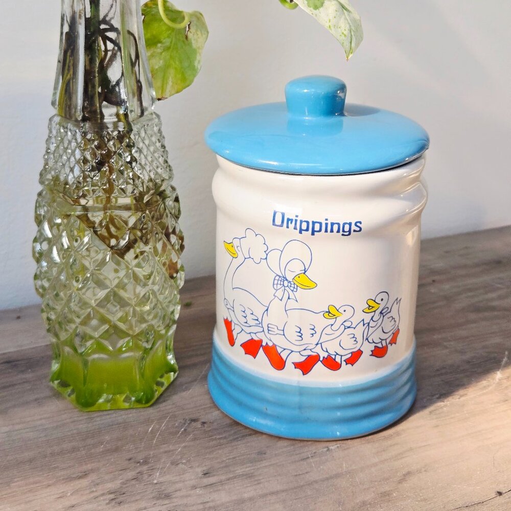 3 For 35 💕✨️Vintage Porcelain Drippings Jar with Duck Motif - Picture 1 of 6